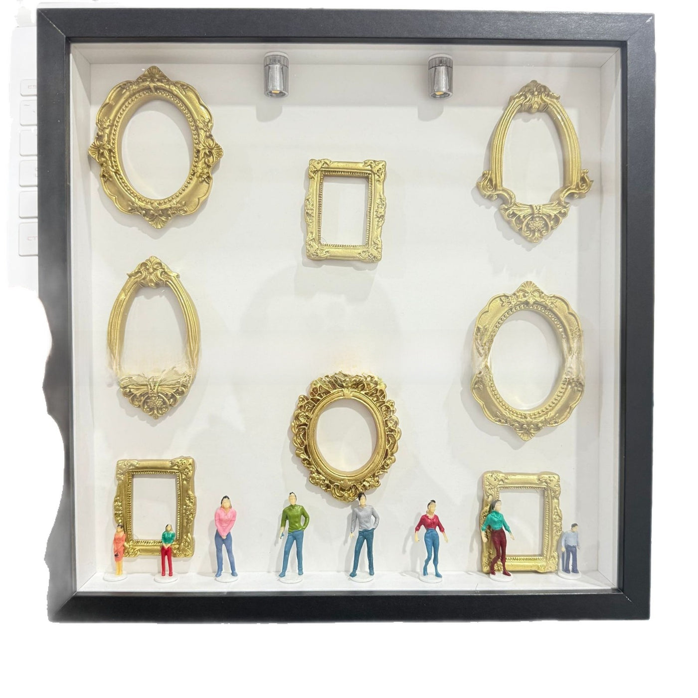 DIY Mini Museum Silhouette Box