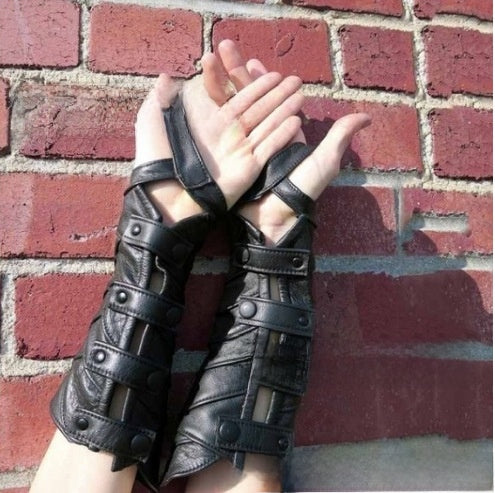 Leather scale wrist guard