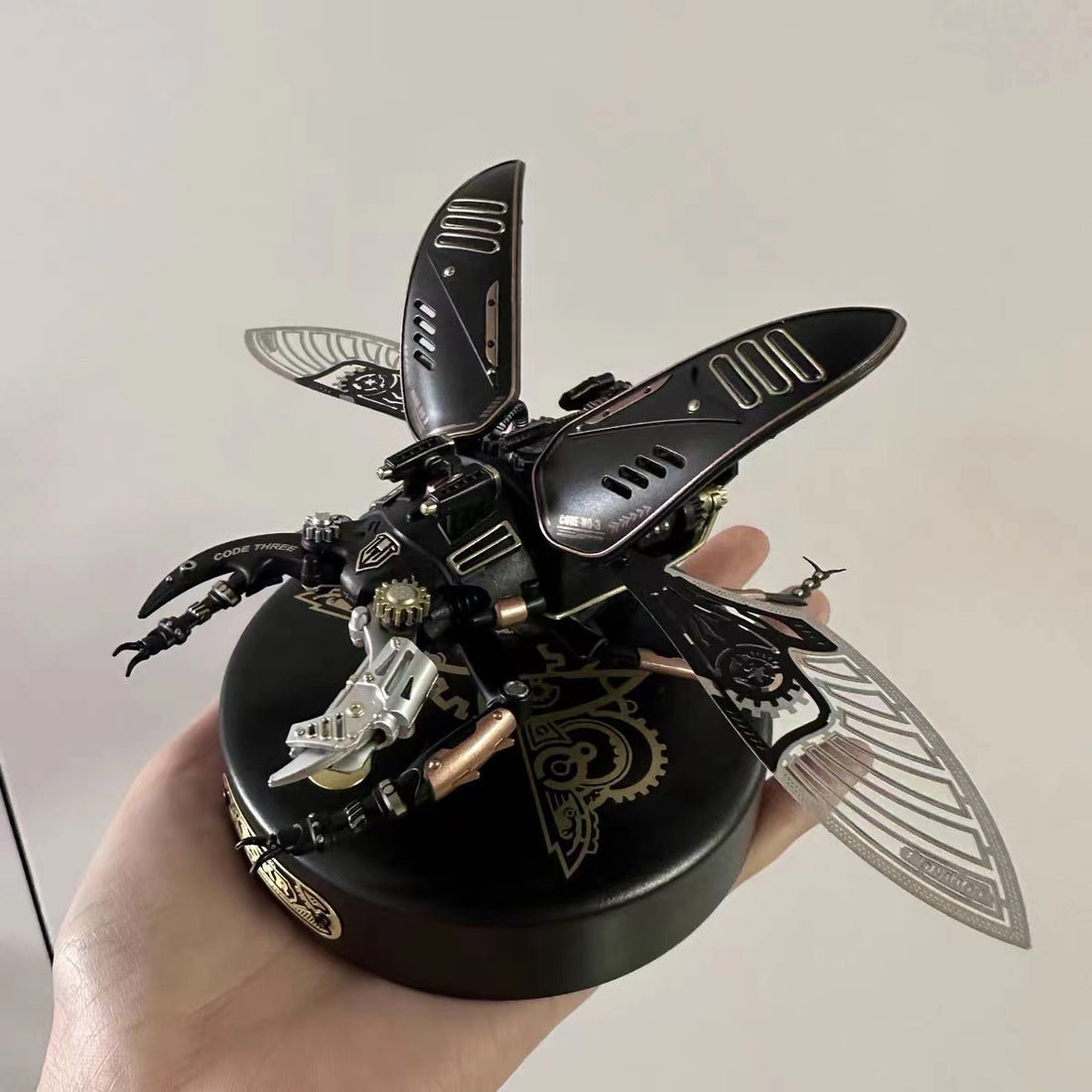 DIY model flapping-wing toy product image 3