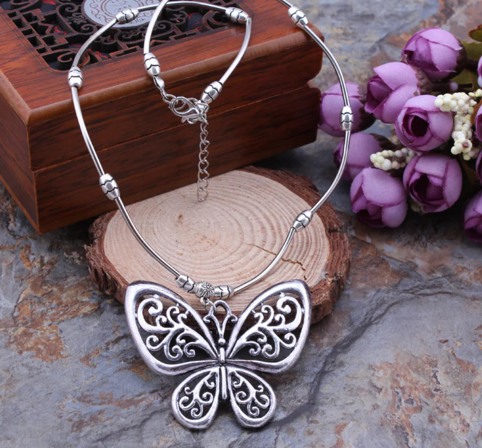 Hollow Butterfly Pendant Necklace — Adjustable Chain - Image 1