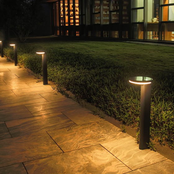 Modern Solar Powered Outdoor Lawn Light Outdoor & Pond Lighting product image 2