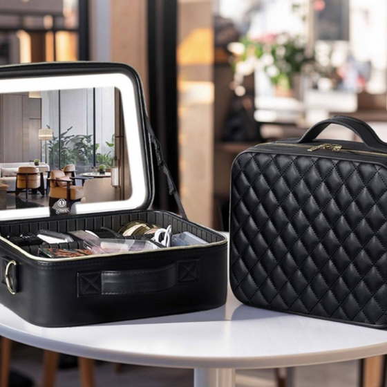 Large-capacity cosmetic bag for storage