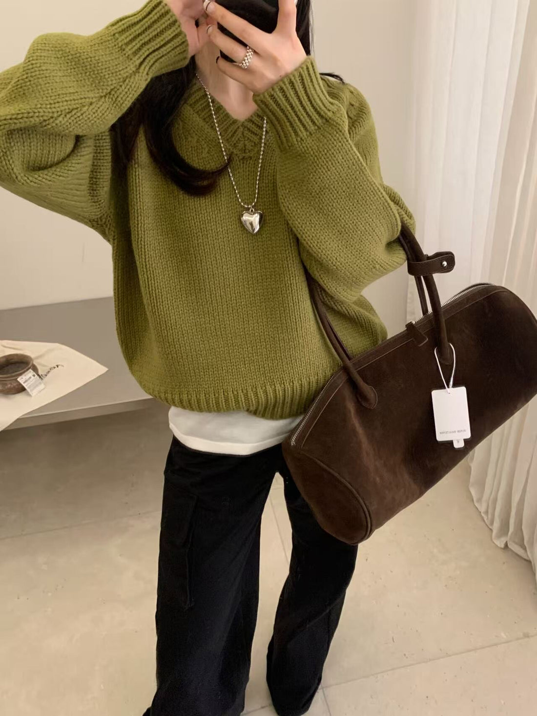 Women's Vintage Twist V-Neck Knit Sweater