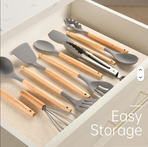 Silicone kitchen utensils heads detail