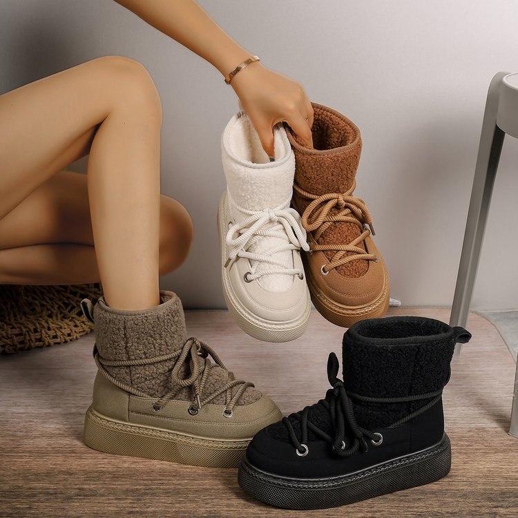 Knee-warming women's boots