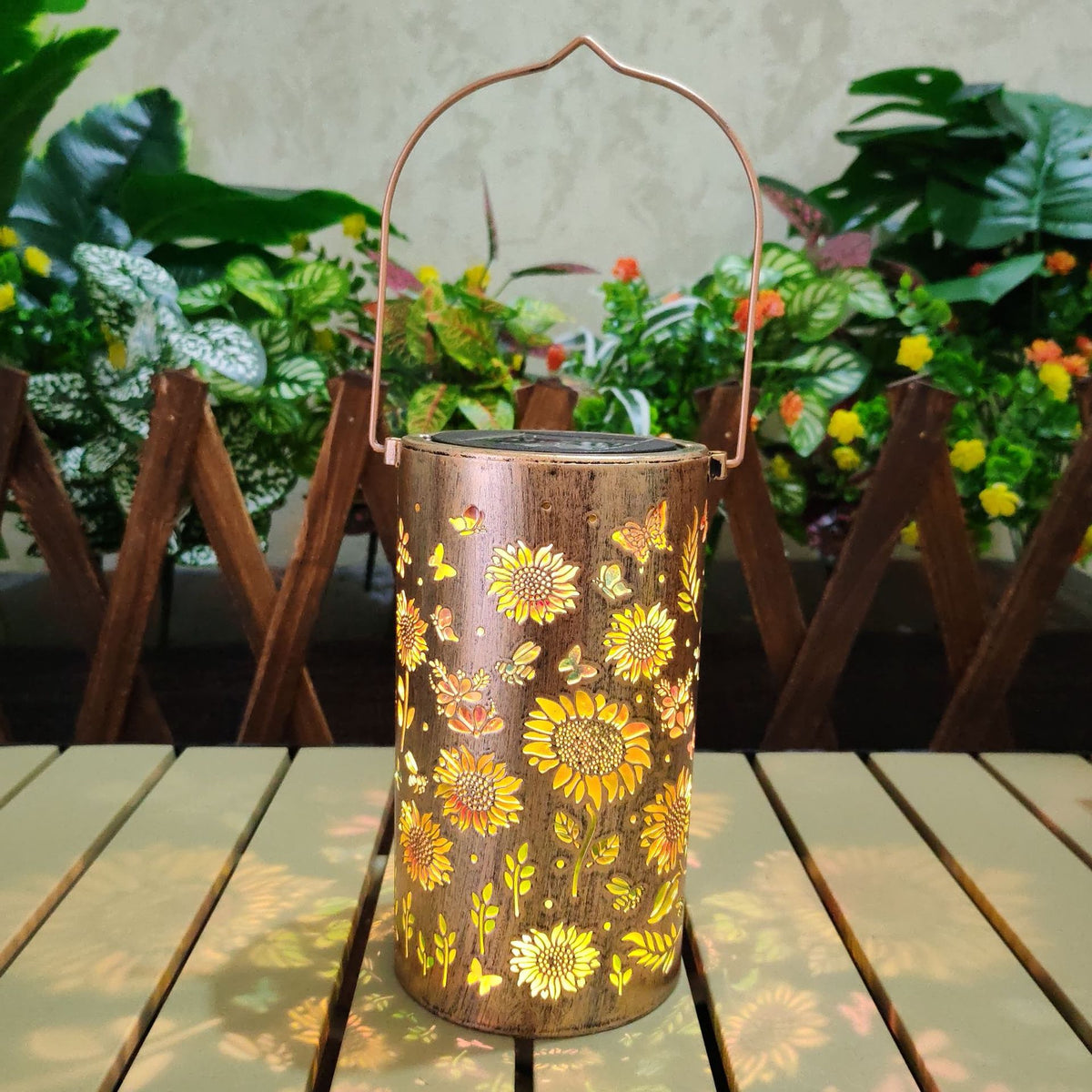 Solar Powered Outdoor Garden Hanging Light