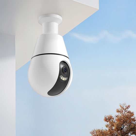 Bulb camera mounted in an outdoor ceiling light socket