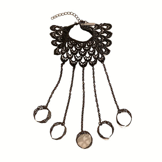 Gothic Ghost Finger Bracelet Punk Cone-Shaped Nail Chain Ring Black