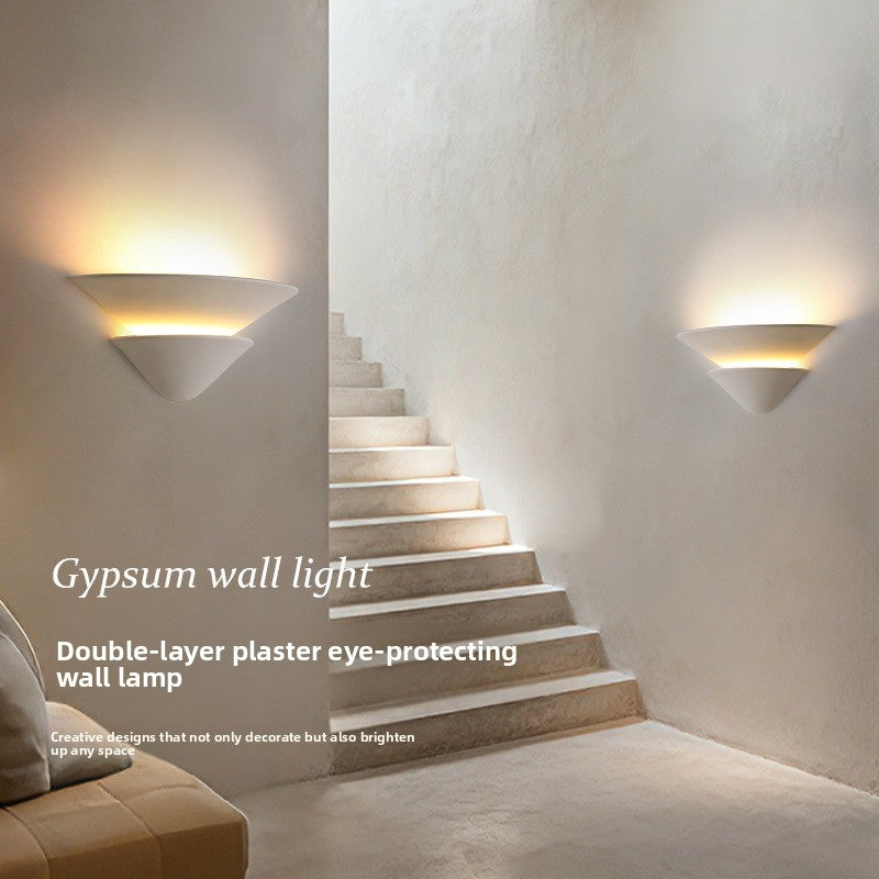 French-style plaster wall lamp