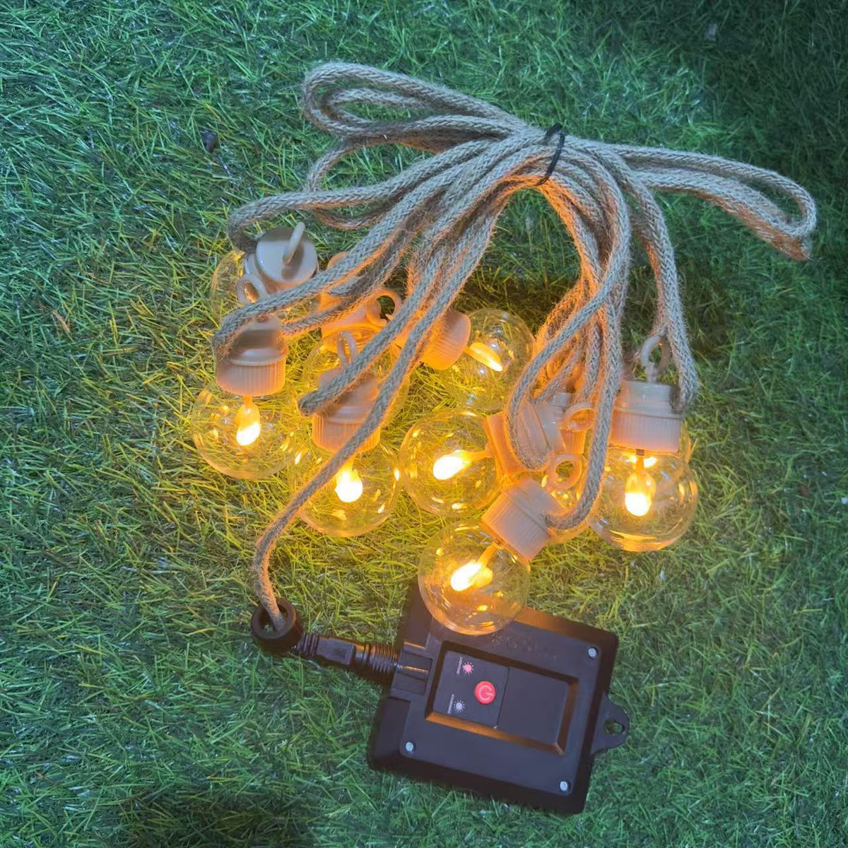 Solar Powered Vintage Bulb String Lights Outdoor Waterproof