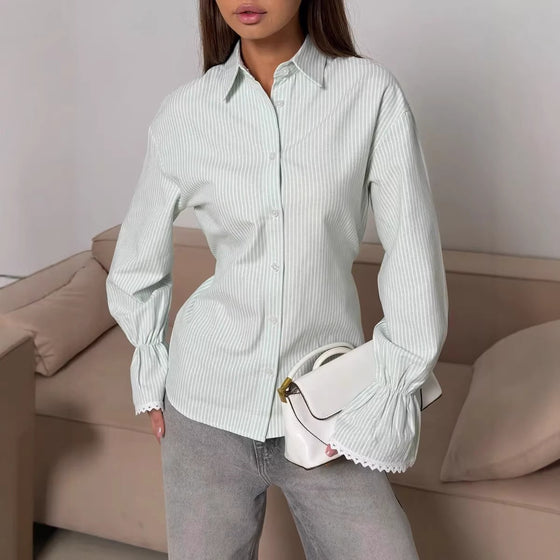 Women's long-sleeve pocket blouse
