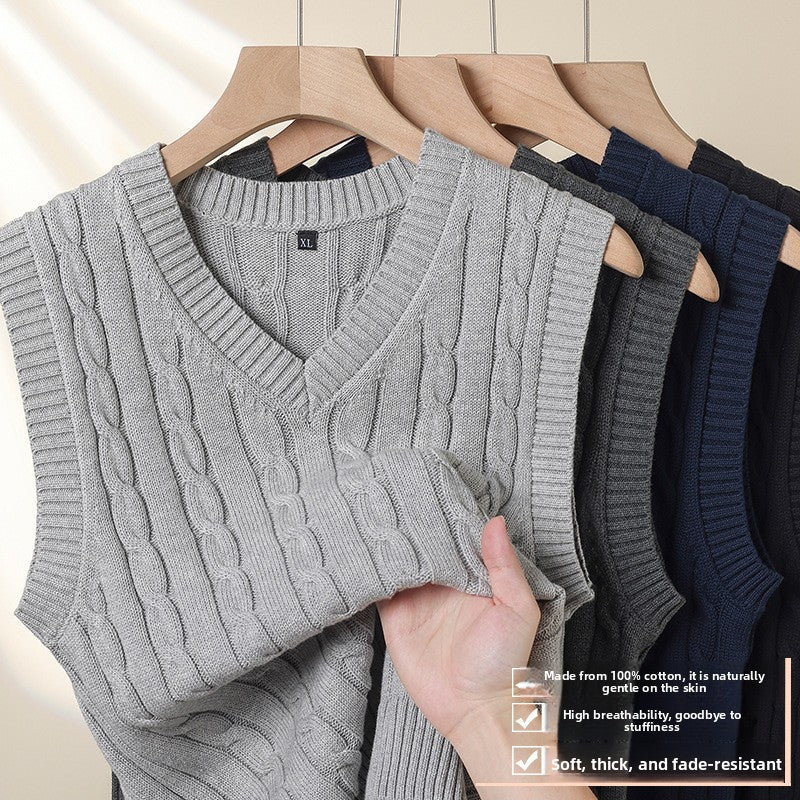 Men's 100% cotton sleeveless V-neck pullover with fleece lining