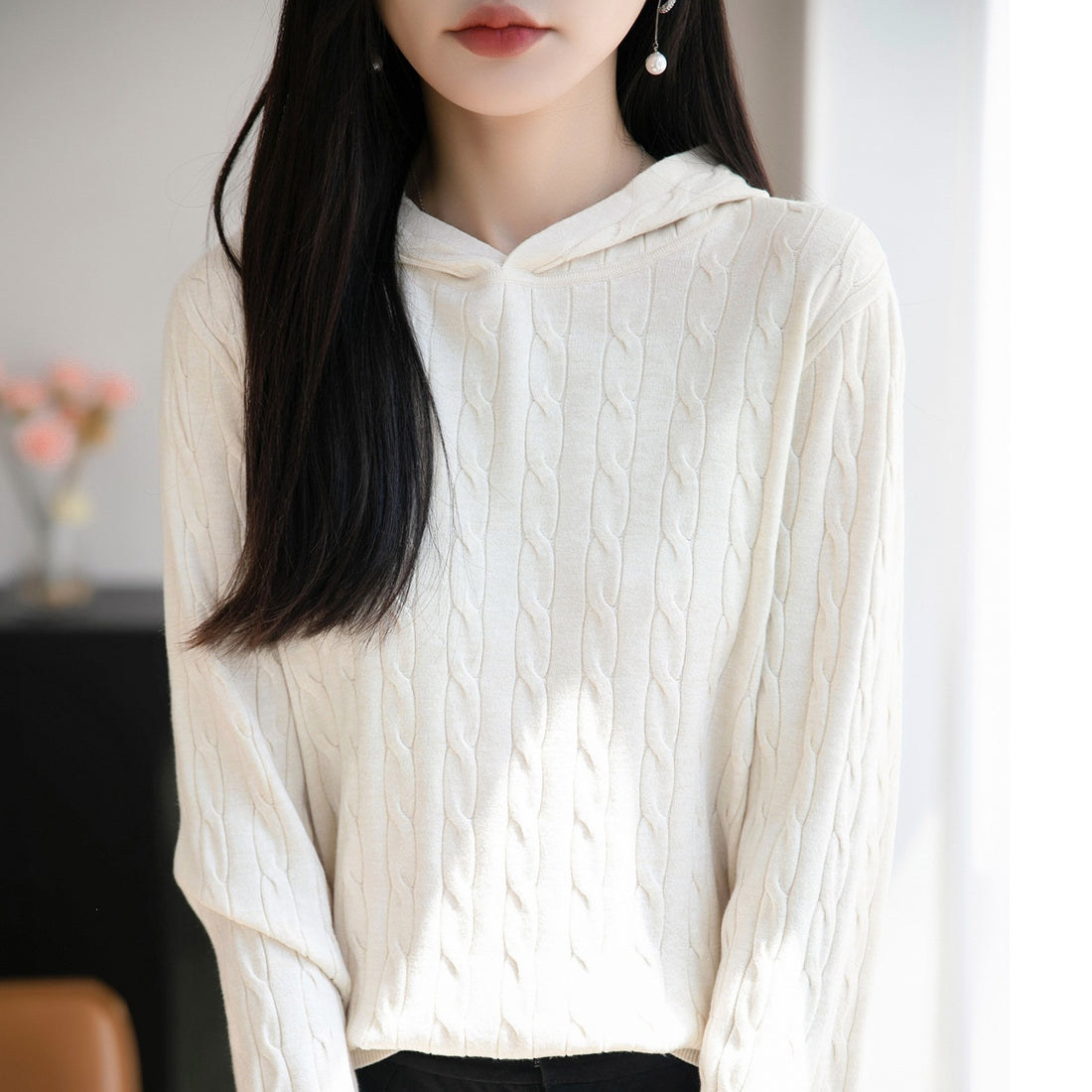 Loose-fitting pullover bottoming shirt