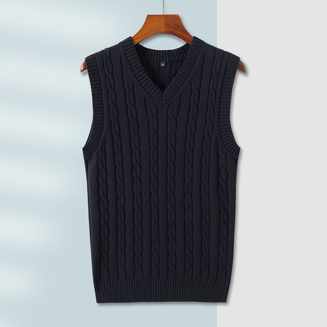 Men's 100% cotton sleeveless V-neck pullover with fleece lining