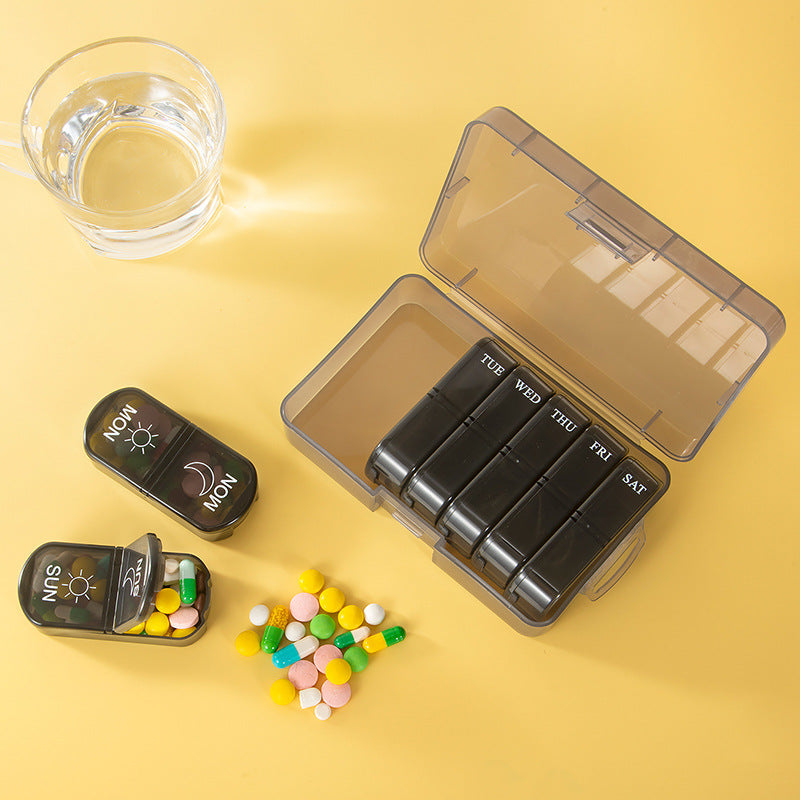 14-grid plastic medicine box