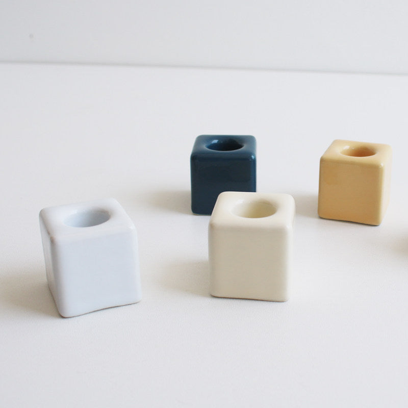 Simple Ceramic Toothbrush and Razor Holder