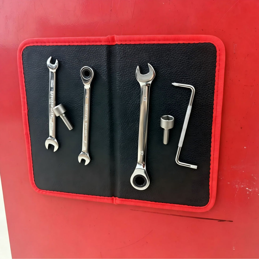 Foldable Magnetic Tool Mat Organizer