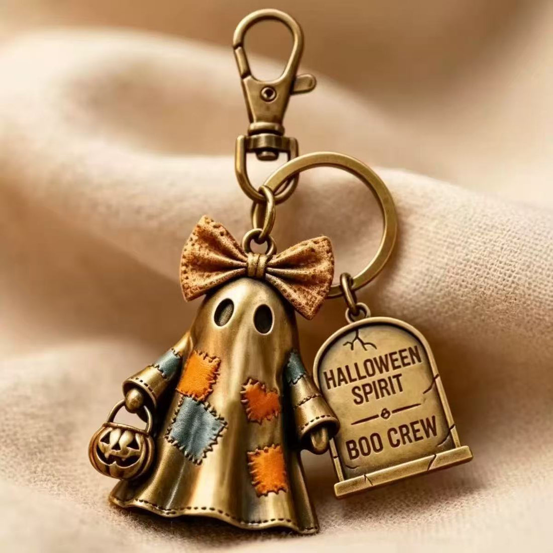 Halloween ghost keychain