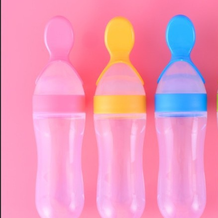 Silicone Squeeze Feeding Bottle for Infants