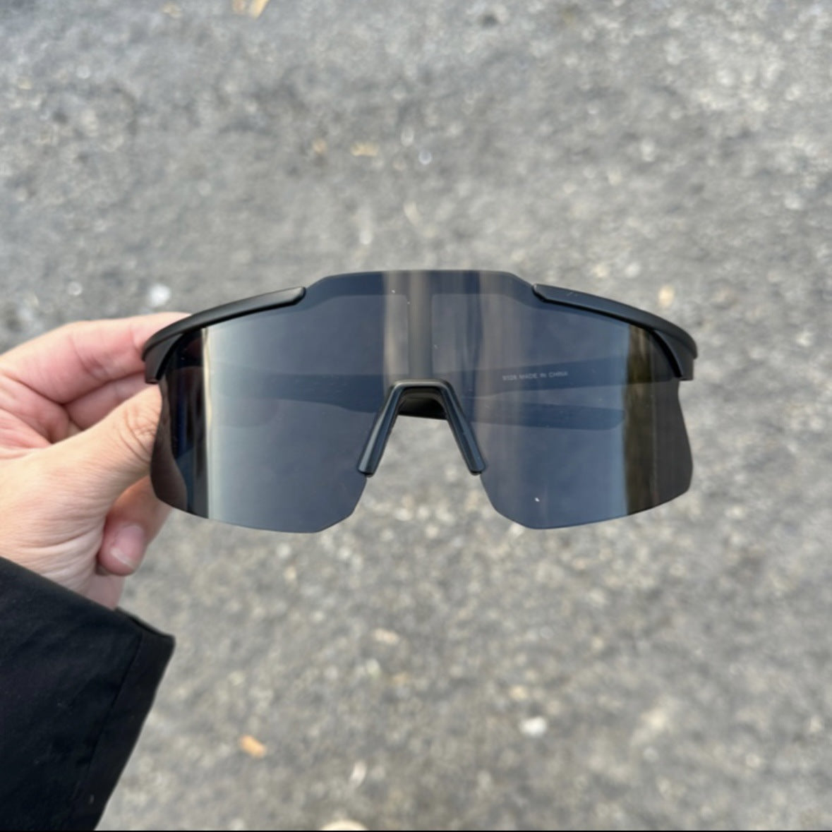 Cycling Goggles for Men, Large-frame Sunglasses for Hiking and Mountaineering