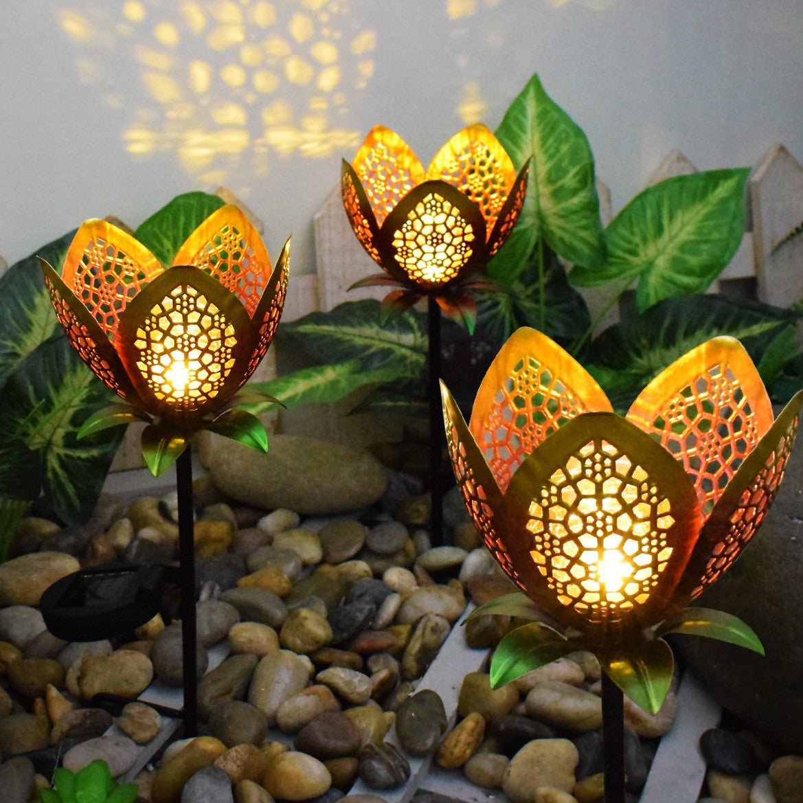 Solar Powered Butterfly Garden Light