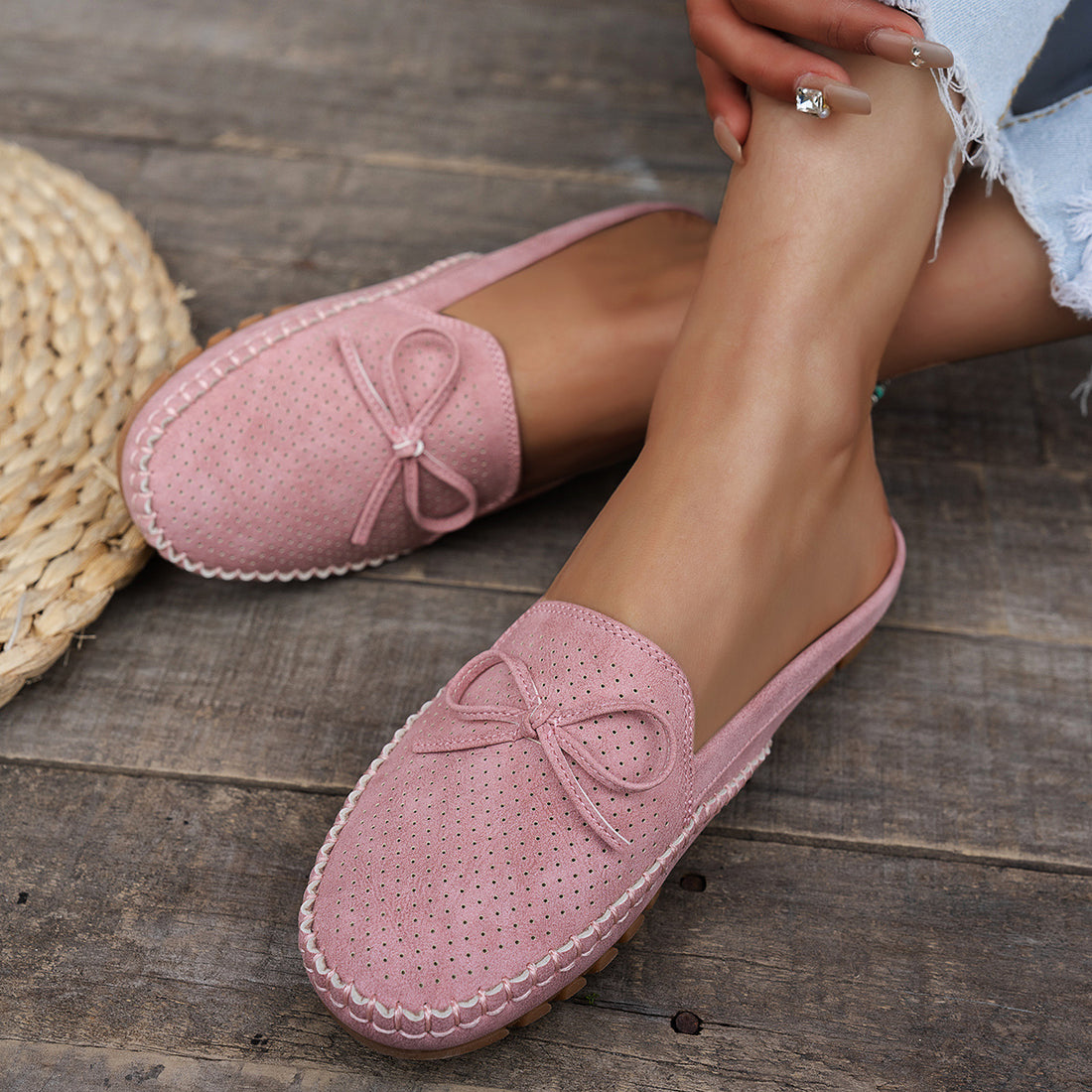 Women's Retro Stitching Flat Loafers PU Solid Color Round Toe Slip-On Shoes