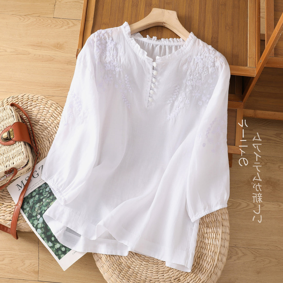Short-sleeved T-shirt Women's Embroidered Lace