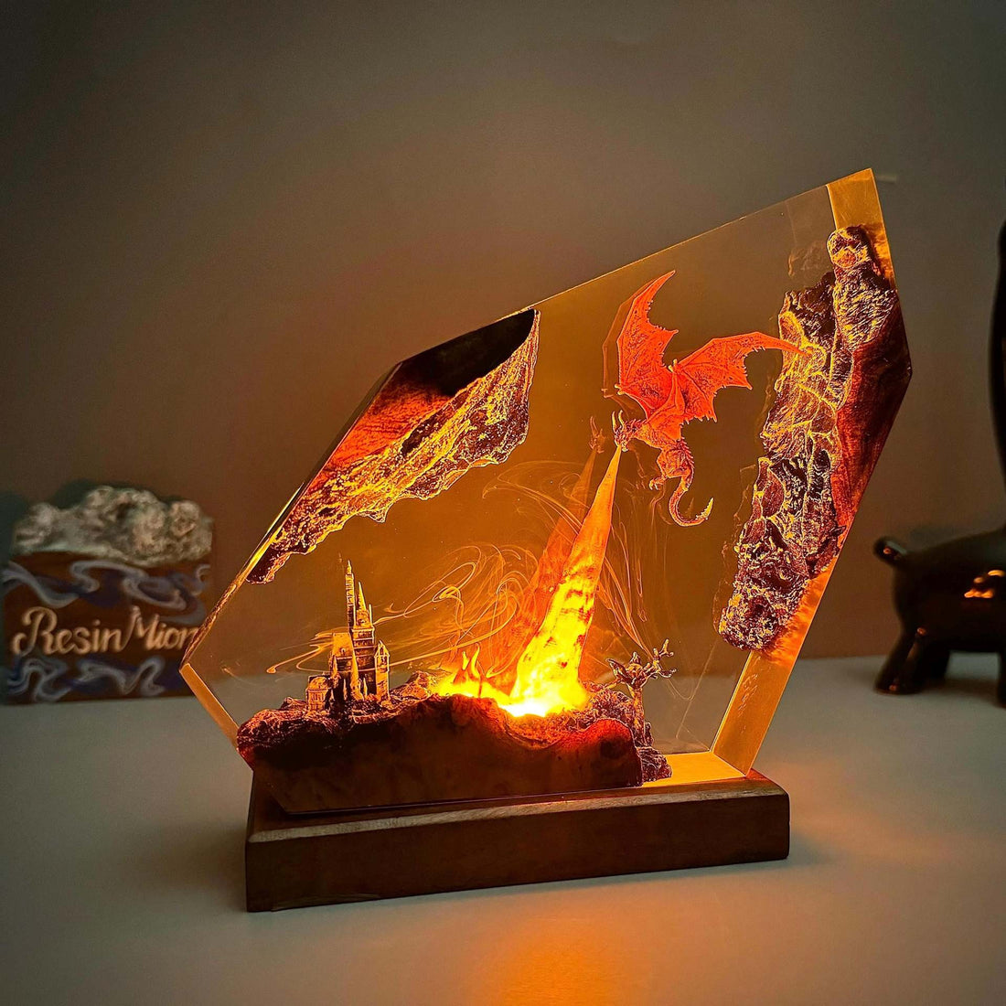 Dragon Design Resin Night Light product image 3