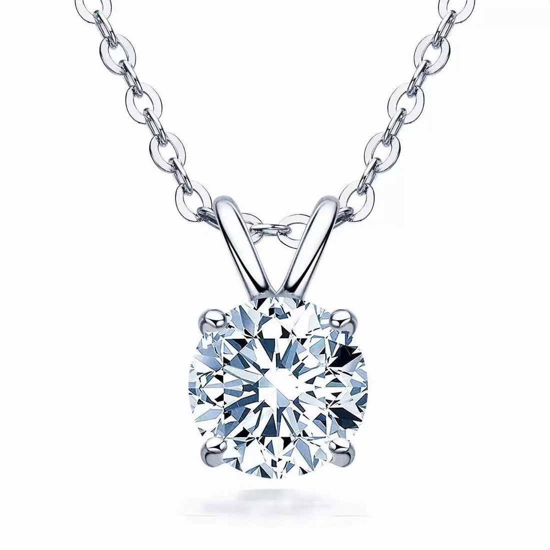 Sparkling Moissanite Pendant Necklace for Women Inlaid Single Diamond Compact Chain Silver Jewelry