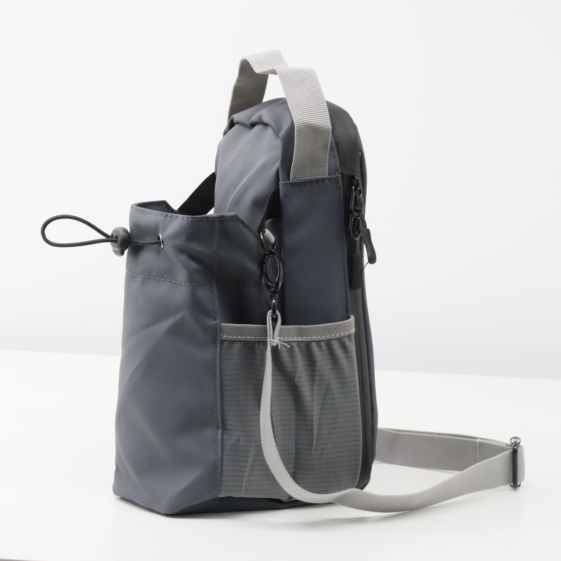 Fitness Magnetic Water Bottle Bag