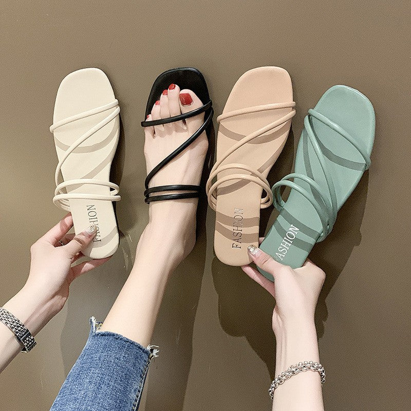 Casual flat outdoor slippers