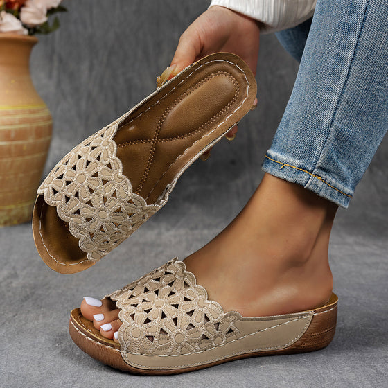 Fish Mouth Flower Platform Slippers in 4 Colors, image 2 of 37