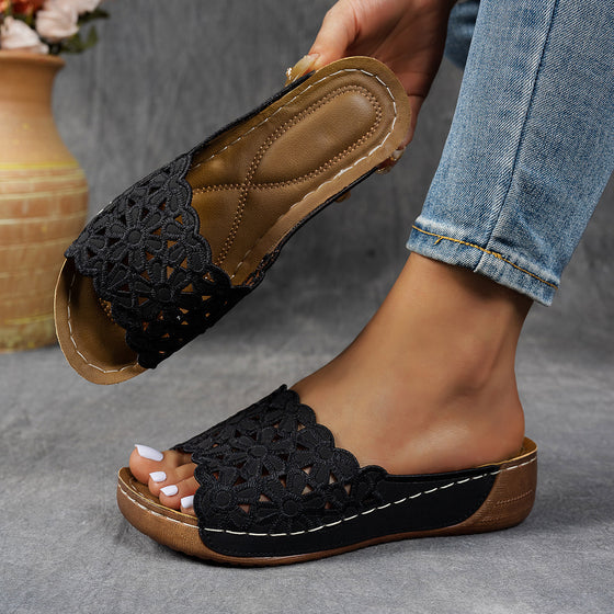 Fish Mouth Flower Platform Slippers in 4 Colors, image 4 of 37